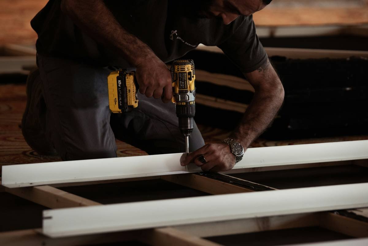 Why Your DIY Projects Fail (And How the Right Abrasive Device and Accessories Can Save Them)